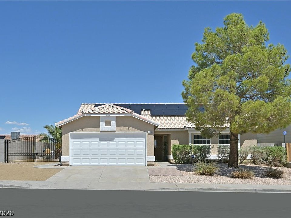 1st image of 530 Reliance Ave