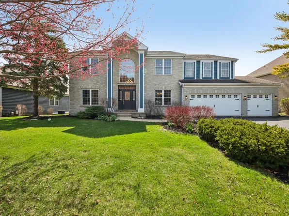 1138 Ridgewood Cir, Lake In The Hills, IL 60156