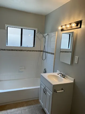 228 N San Antonio Ave #5 — Photo 6
