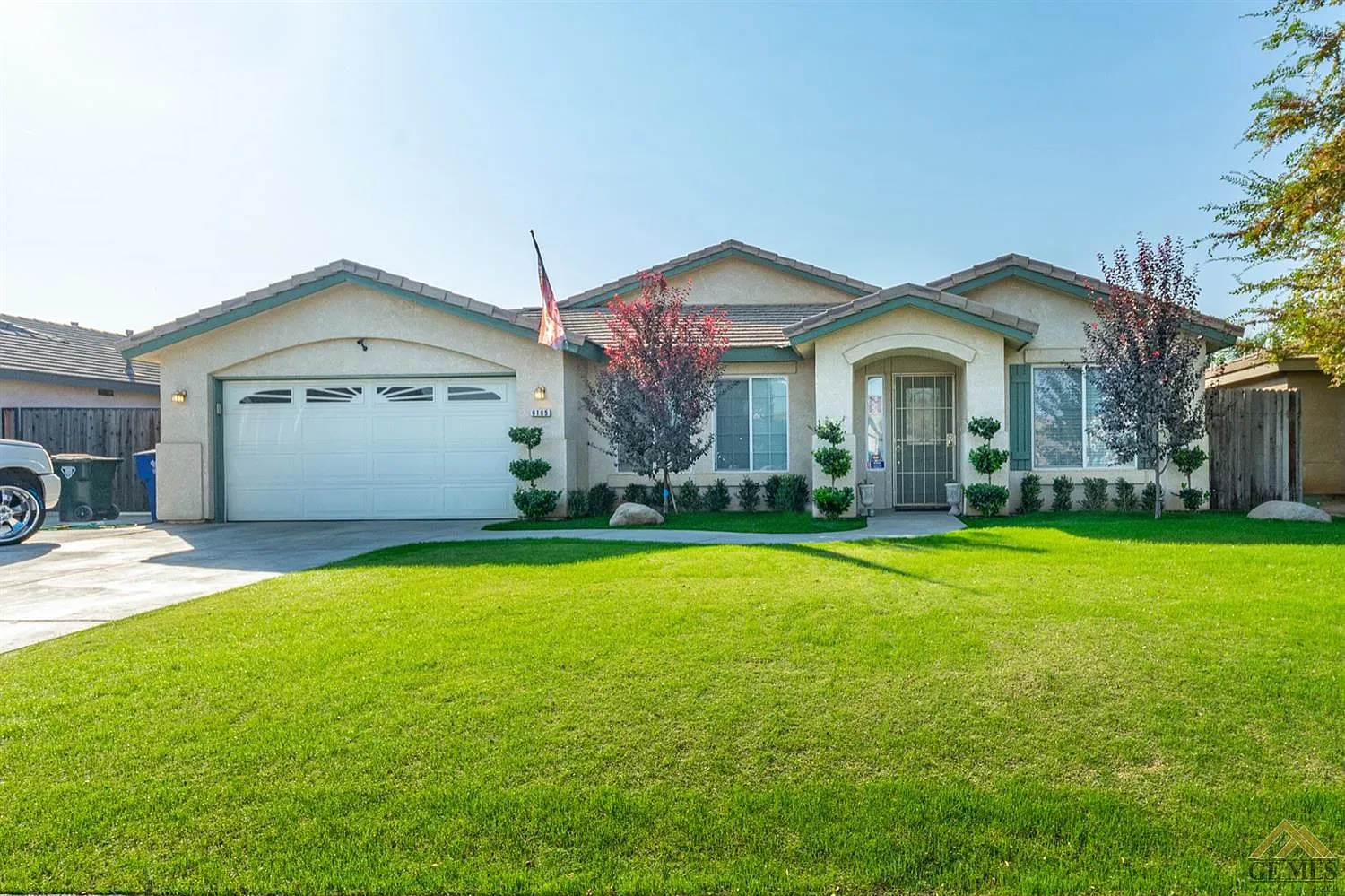 6105 Calabria Dr photo 1