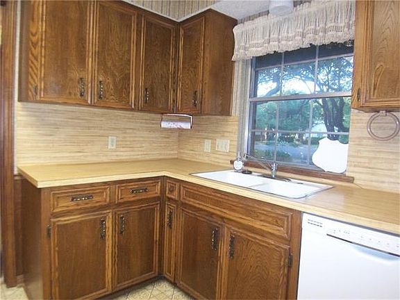 5th image of 10303 Trogon Ct