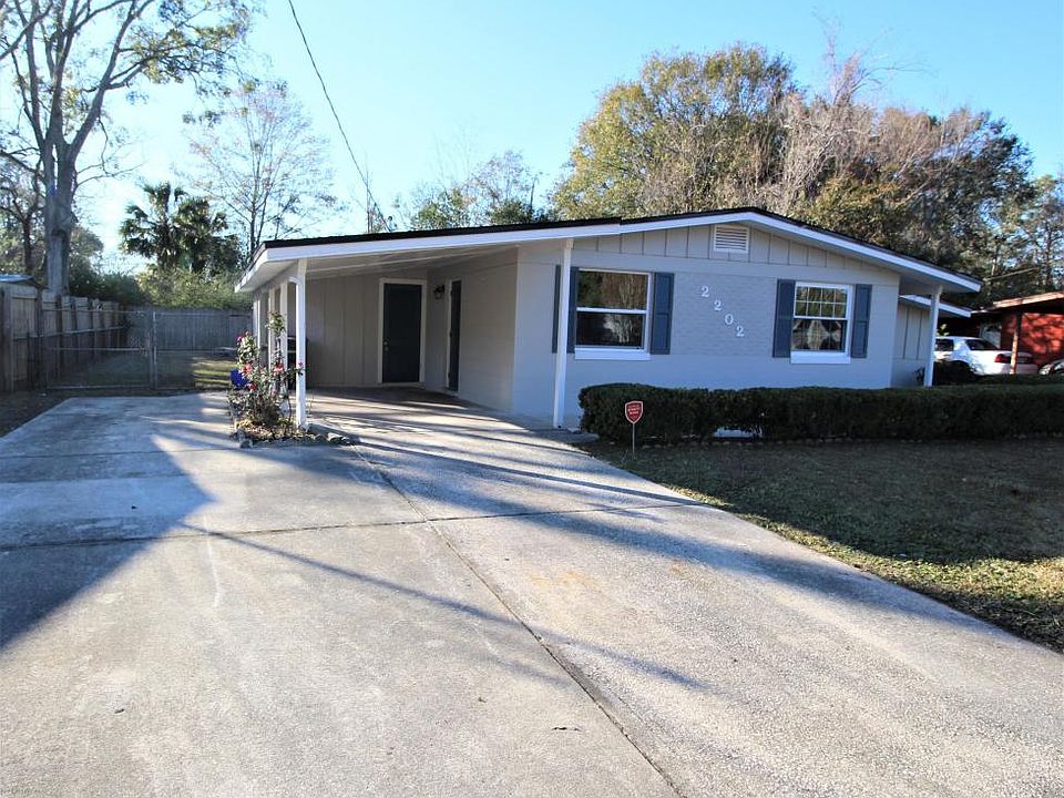 1st image of 2202 Bills Dr