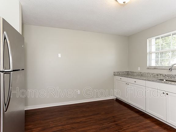 4th image of 7250 S Sharbeth Dr