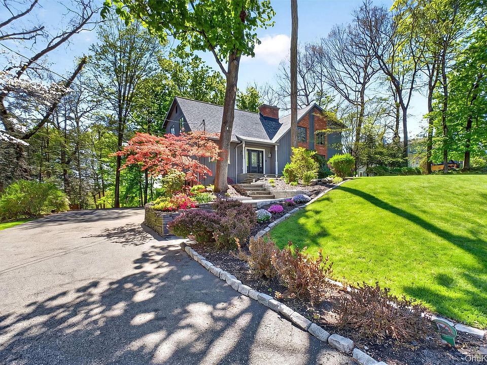 1st image of 40 Brentwood Drive
