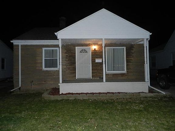 3rd image of 3562 21st St