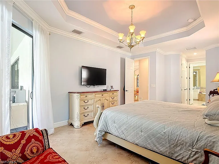 9250 Veneto Pl — Photo 33