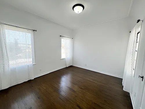 1525 1/2 S Orange Grove Ave — Photo 11