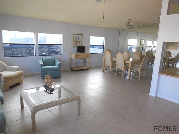 4th image of 262 Seabreeze Dr