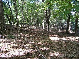 1st image of 25 Quarry Ln