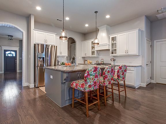 1_324ParkviewDrive-8.jpg