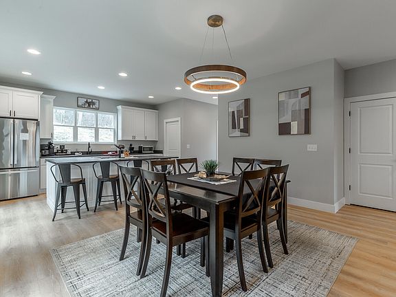 5th image of 72 Rohan Ln