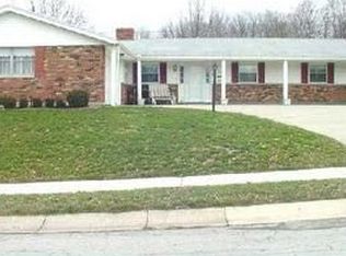 3156 Sherwood Park Dr, Springfield, OH 45505