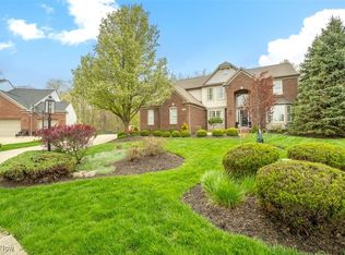 463 Cornell Dr, Broadview Heights, OH 44147