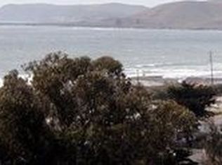 260 Cerro Gordo Ave, Cayucos, CA 93430