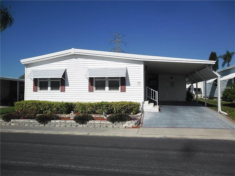 1st image of 142 Mountain Fir Dr