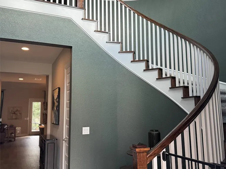 134 Rose Heath Ln — Photo 3