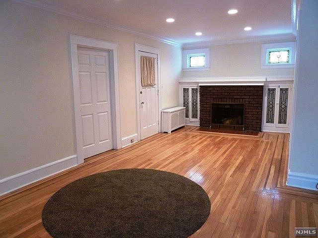 2nd image of 9 Hamilton Ave