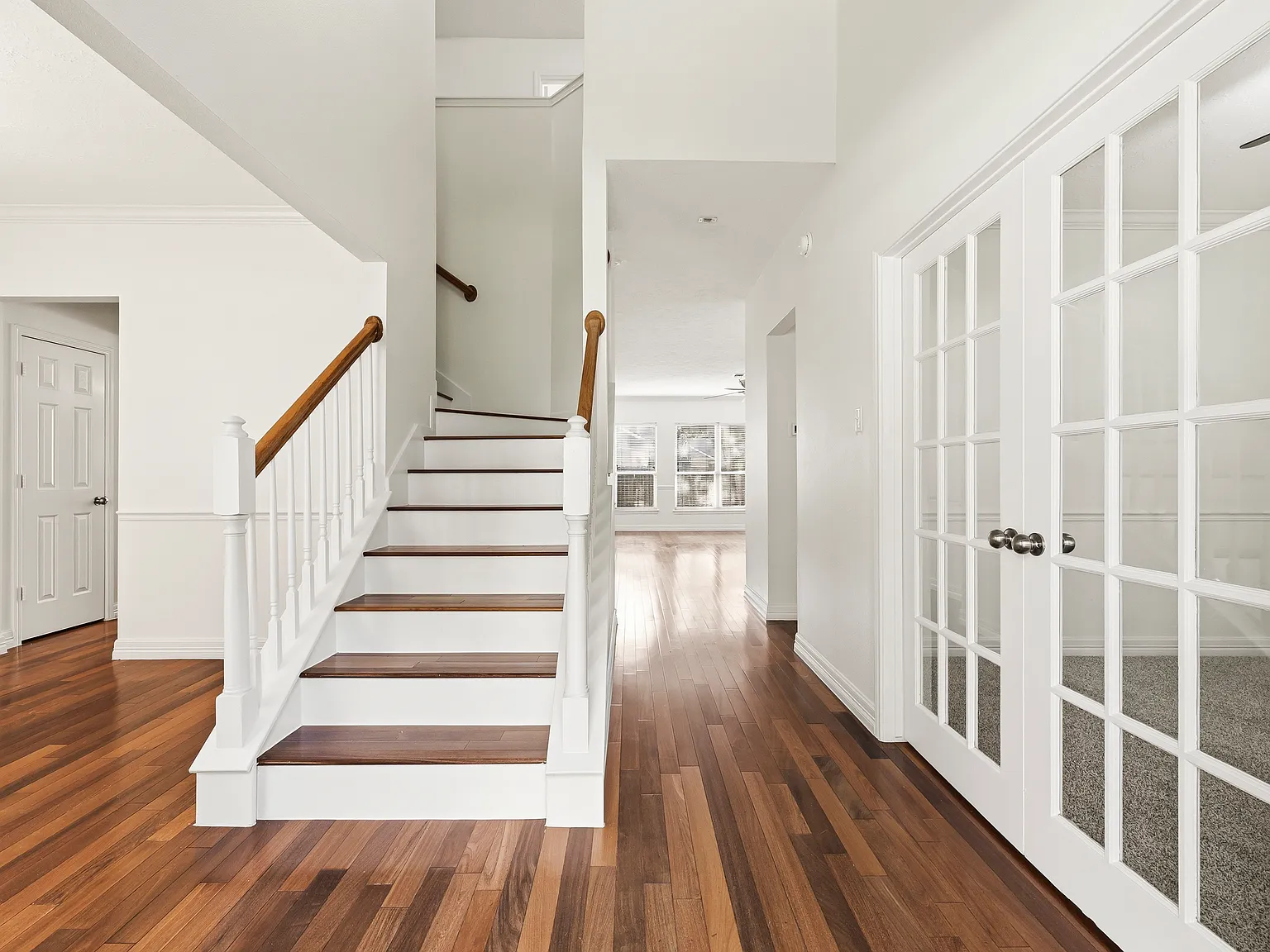 4 bed, 2755 sqft, $2,700 — Photo 3