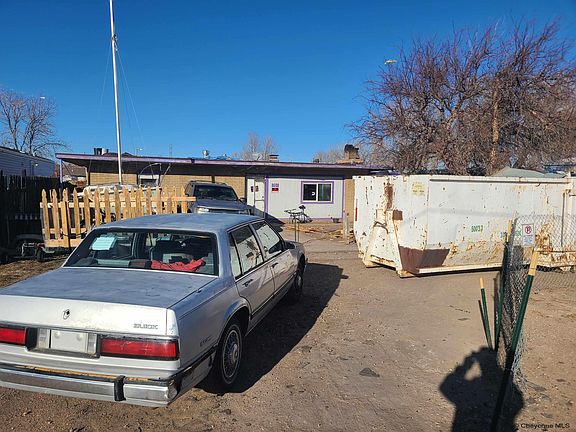 2nd image of 701 Mitchell Ct