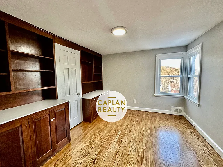 29 Wellington Rd — Photo 21