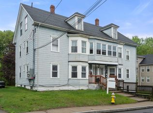 11-15 5th Ave, Webster, MA 01570