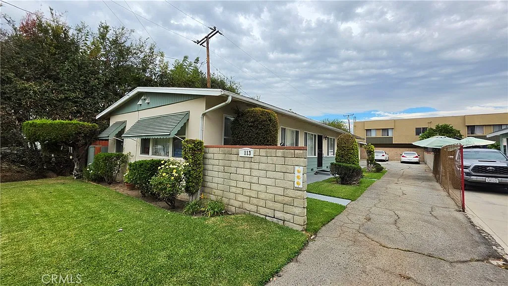 1 bed, 500 sqft, $2,100 — Photo 1