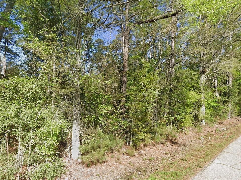 2nd image of Robert Rd