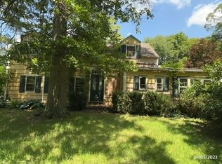 153 Saint Andrews Rd, Walden, NY 12586