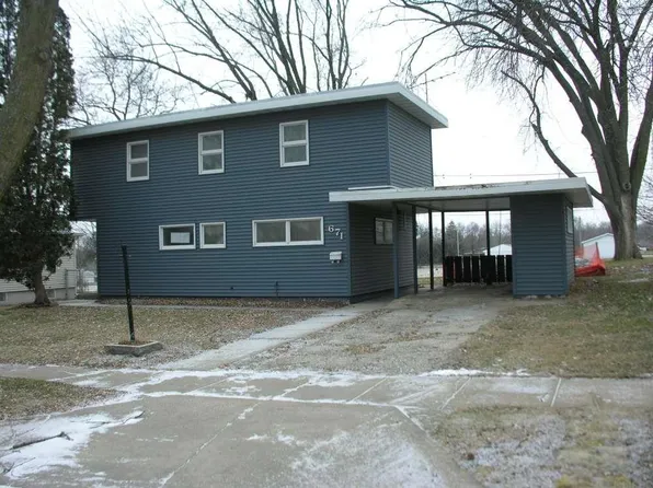 671 3rd Pl SE, Mason City, IA 50401