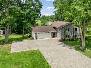 5120 Kreekwood Rd, Chaska, MN 55318