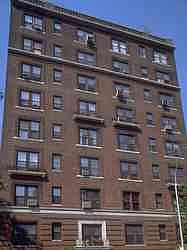 2nd image of 125 W 76th St APT 4A