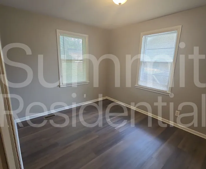 2913 W 44th Ave — Photo 8