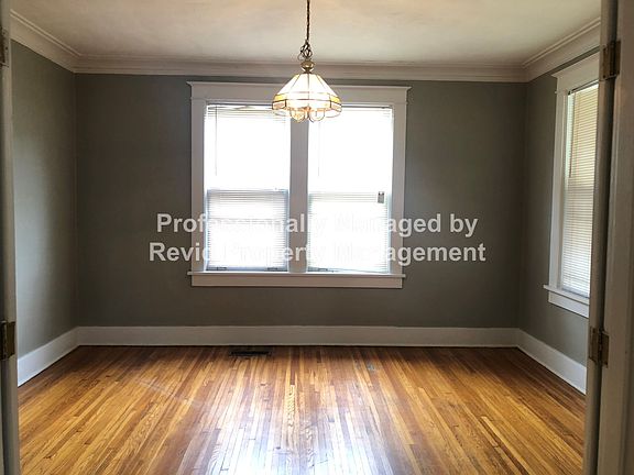 4th image of 201 N Auburndale St