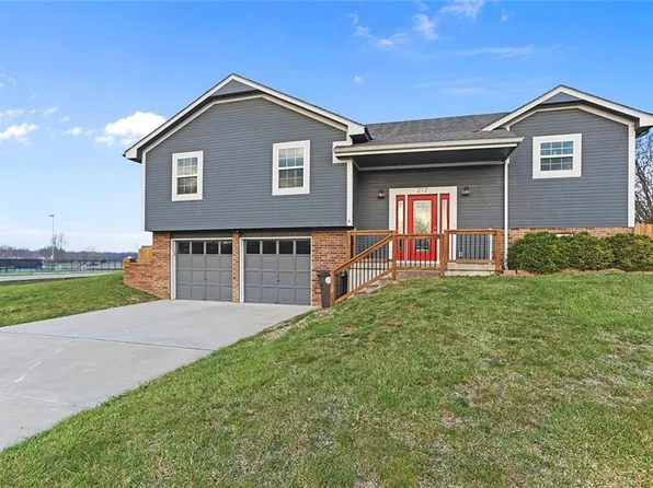 212 Dawn Ave, Belton, MO 64012