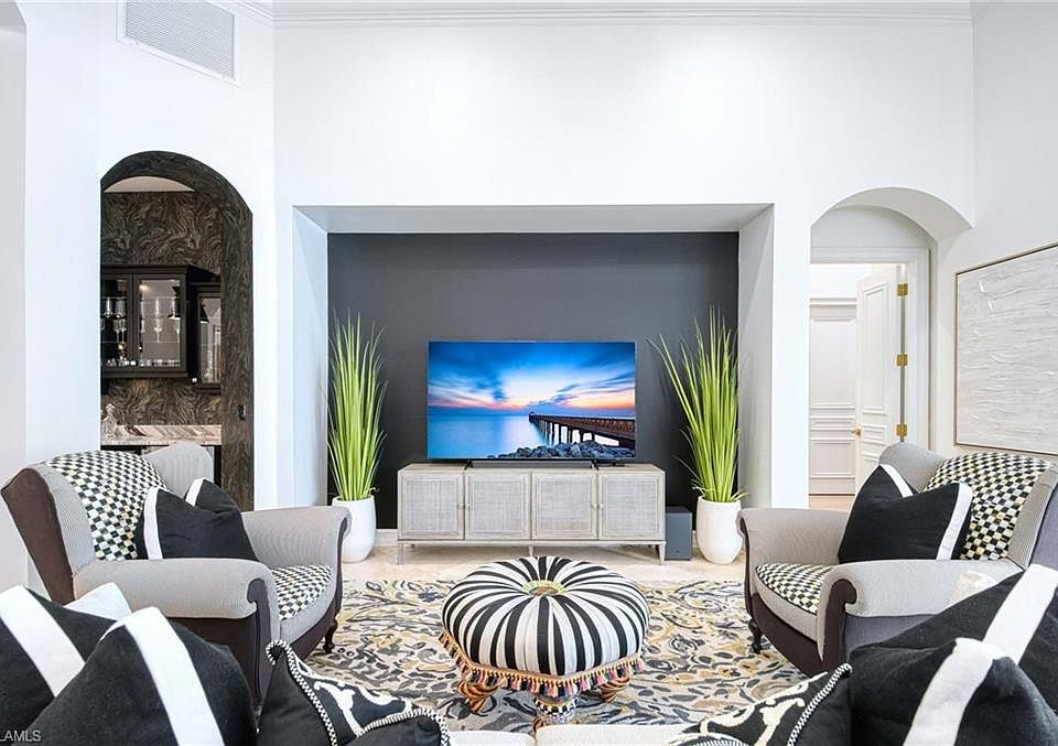 1st image of 9013 Terranova DR