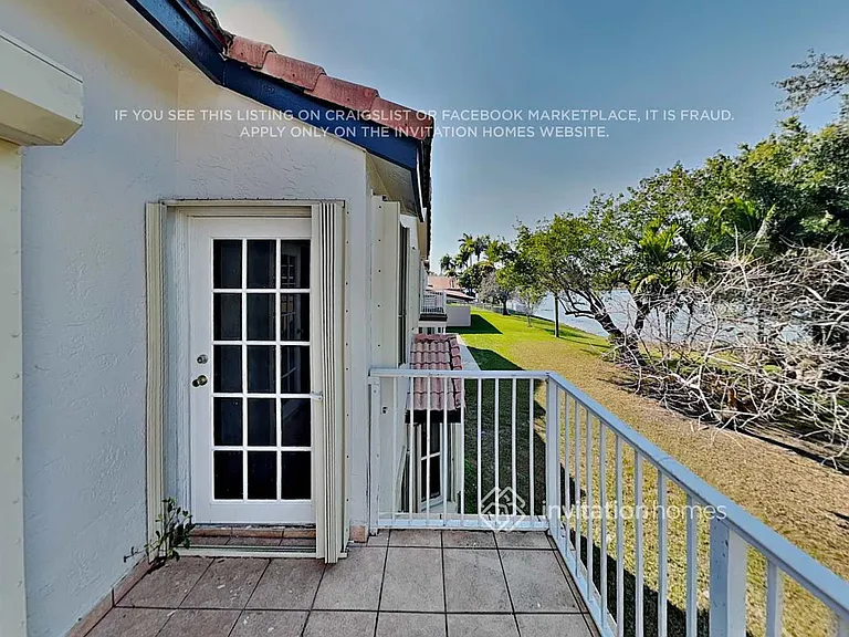 18057 SW 12th Ct — Photo 20