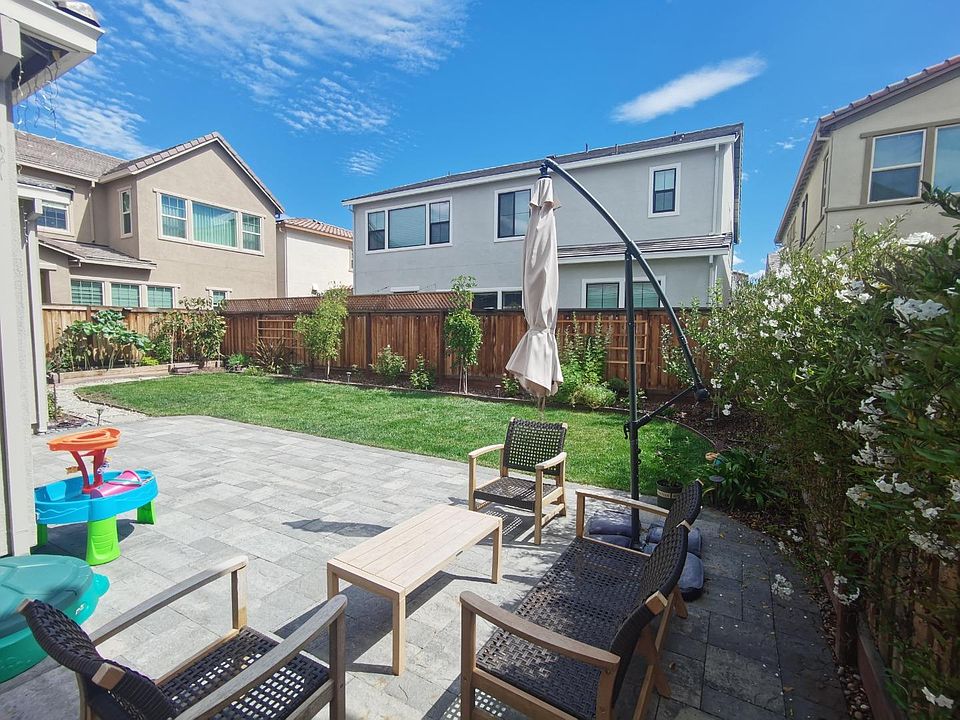 2nd image of 39453 N Darner Dr