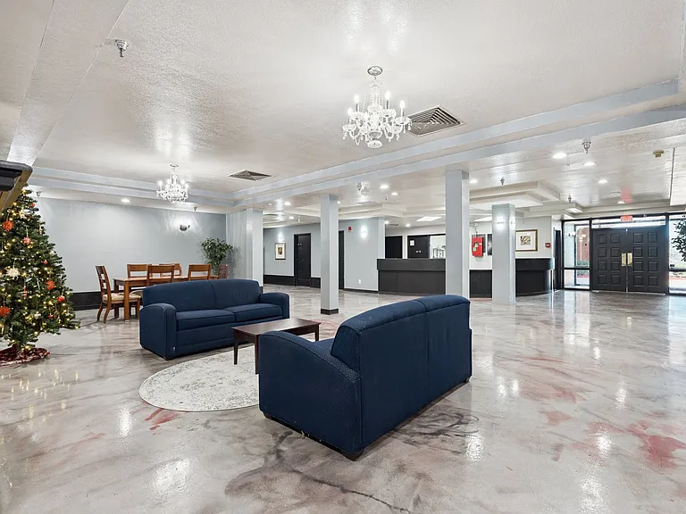 Jubilee Residences — Photo 19
