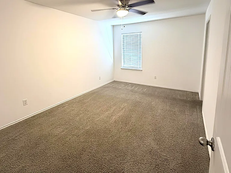 315 Reunion Ln — Photo 18