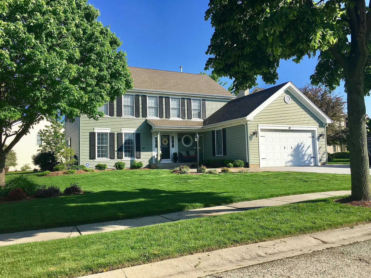 14 White Oak Ct photo 1