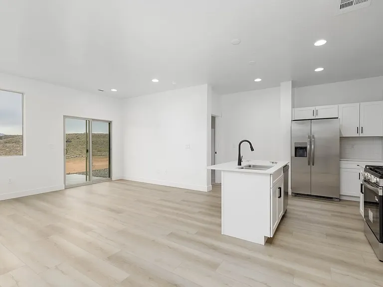 2838 W 500 N — Photo 11