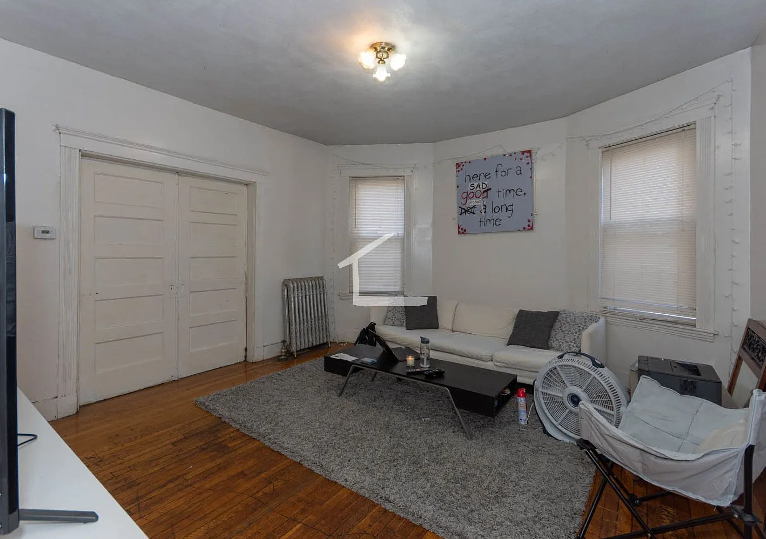 Huge 3 bed near BU and the Green Line in Allston! — Photo 1