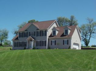 4 Angus Ln, Blairstown, NJ 07825