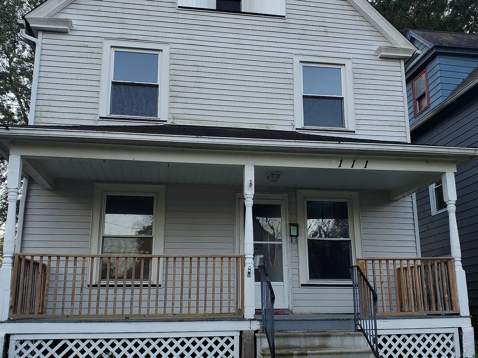 4 bed, 1440 sqft, $1,500 — Photo 1