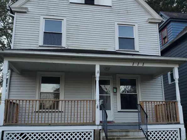 111 Hillsdale Ct, Elyria, OH 44035