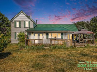 1444 S Moorland Rd, Ravenna, MI, 49451