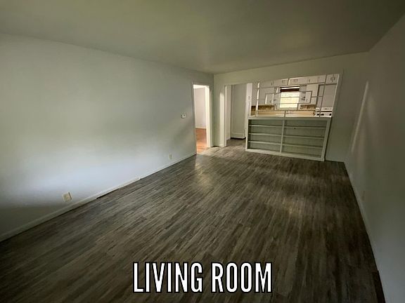 2nd image of 30 Grace St