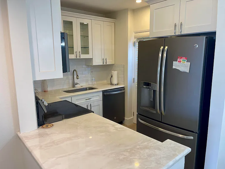 310 S Ocean Blvd #305 — Photo 11