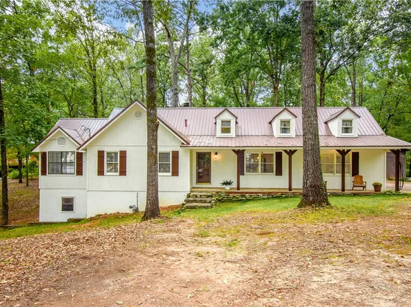 452 Nathan St, Alexander City, AL 35010