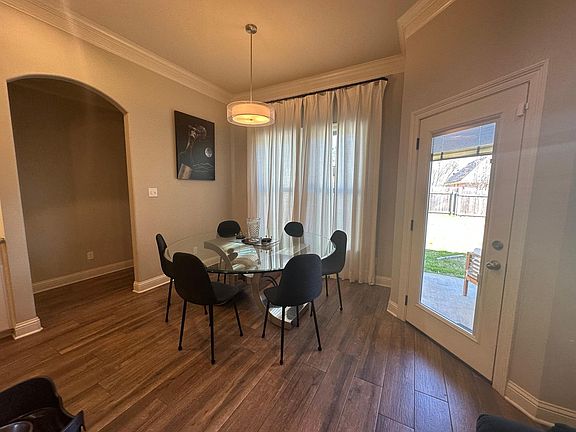 4th image of 231 Acadiana Creek Dr